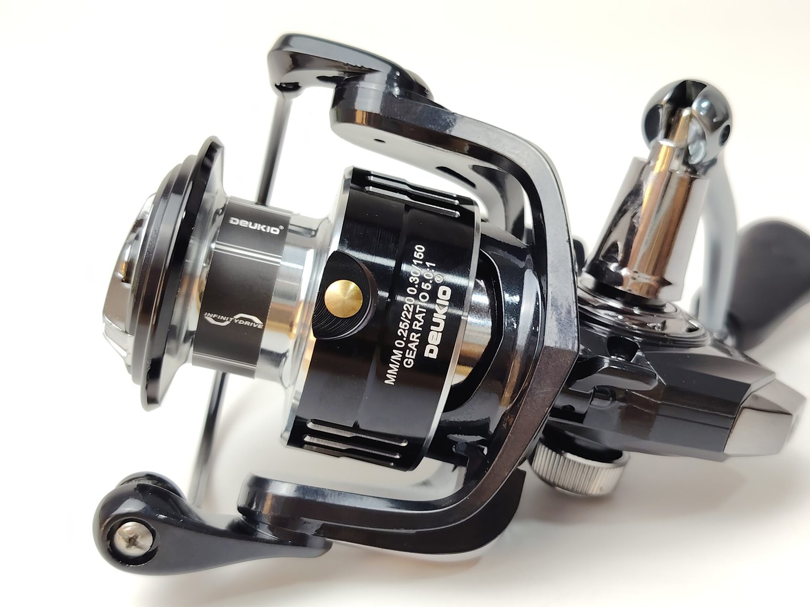 Moulinet Deukio RHINOCEROS VK4000 – Image 2