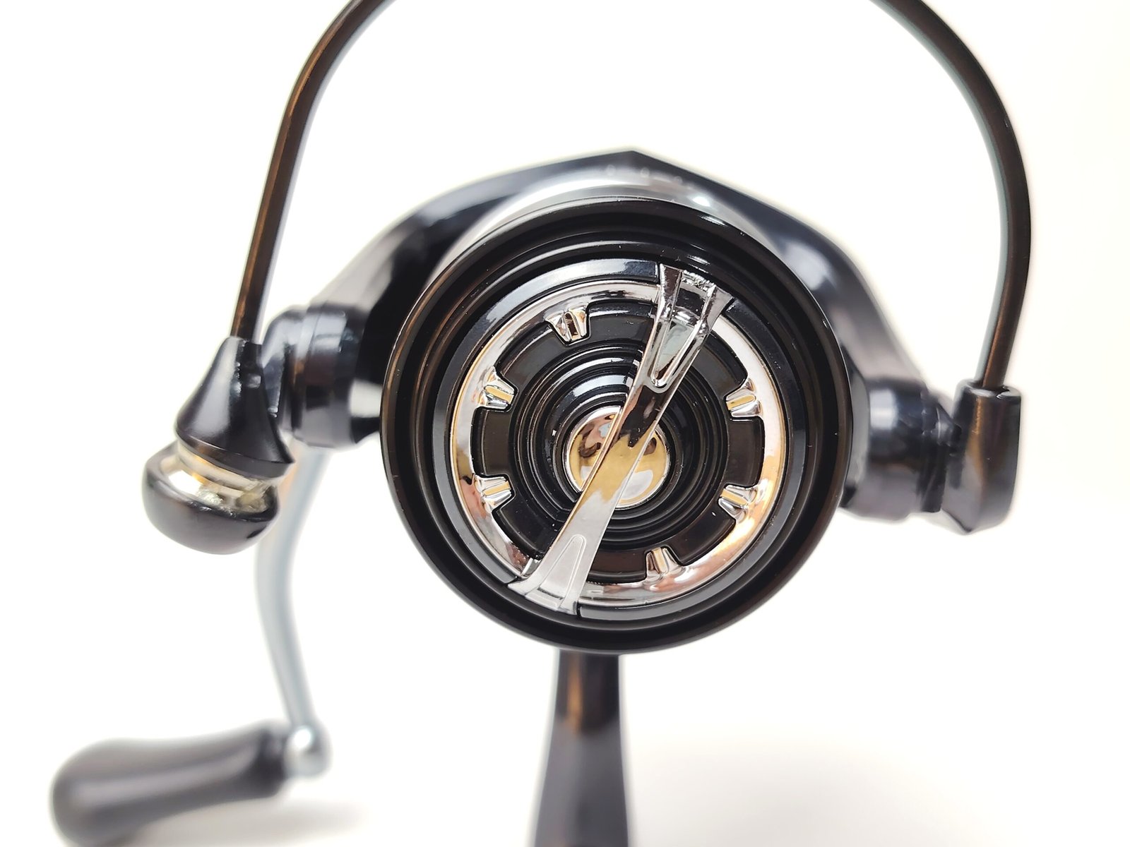 Moulinet Deukio RHINOCEROS VK4000 – Image 6